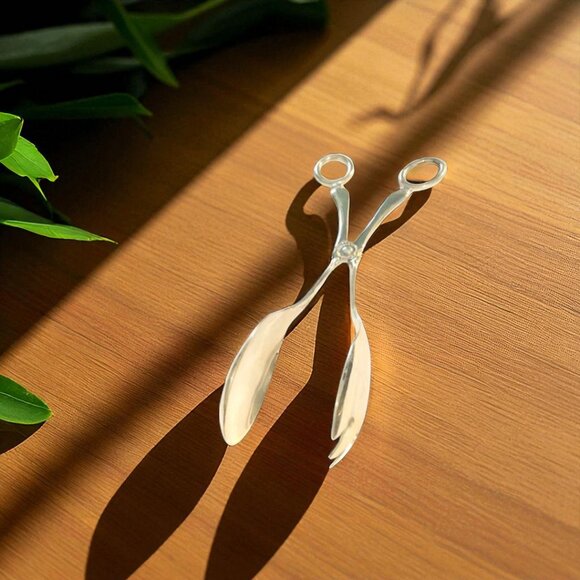 Sheffield England Serving Tongs Silver plate - Picture 3 of 7